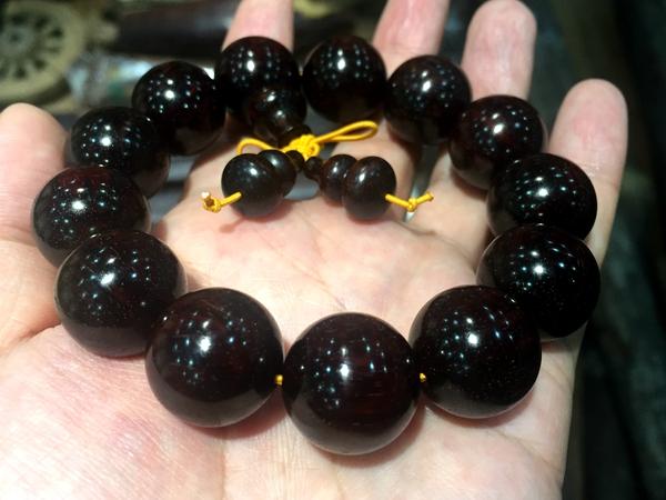 小叶紫檀盘黑了怎么处理,小叶紫檀盘黑了用几号砂纸打磨