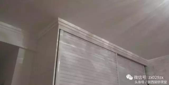 衣柜顶和石膏线如何衔接才美观,衣柜做到顶了不加石膏线效果图