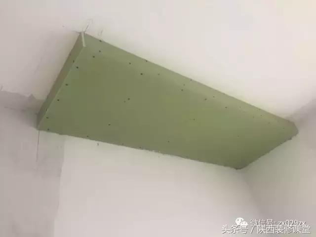 衣柜顶和石膏线如何衔接才美观,衣柜做到顶了不加石膏线效果图