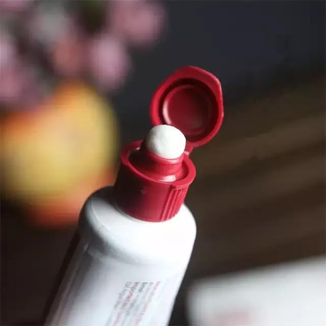 超级好用美爆牙膏,最近风靡全球的牙膏真的有用吗