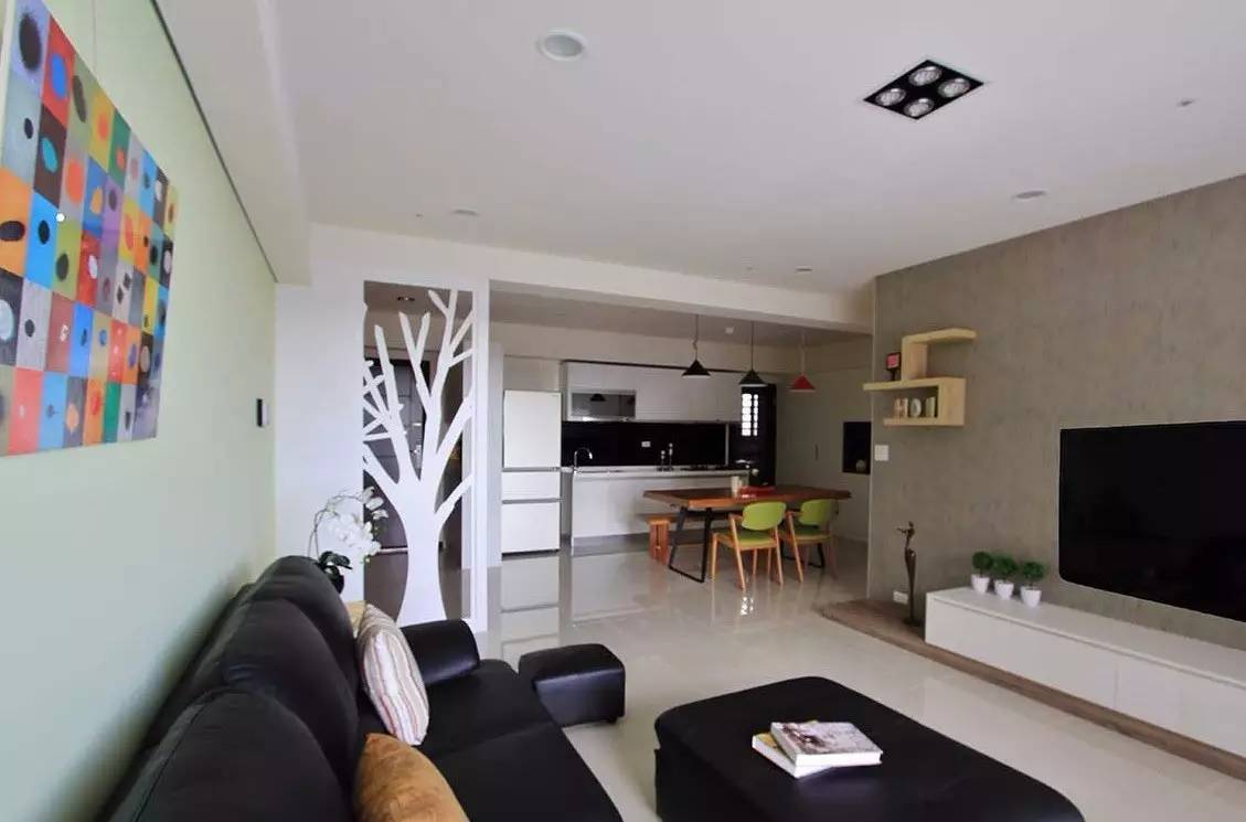 阳台对阳台是穿堂煞吗,阳台装推拉门可以挡穿堂煞