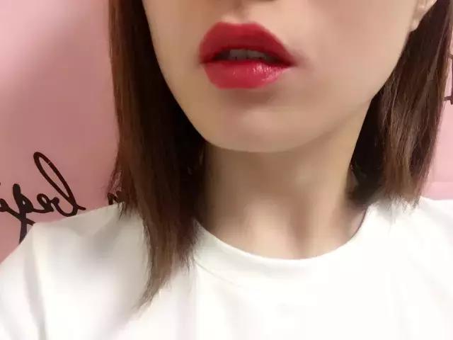 到底该怎么涂口红,到底要怎样涂口红