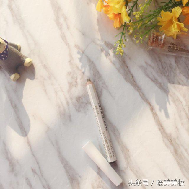 秋季混油补水保湿护肤品,敏感混油肌适合的护肤品