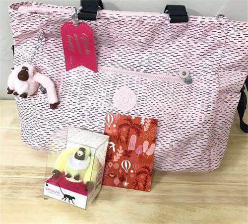 林心如晒女儿5岁生日现场照,林心如女儿礼物价格表