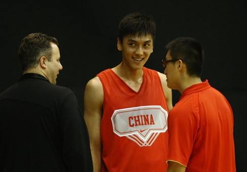 19岁天才球员入选国家队,20岁入选国家队