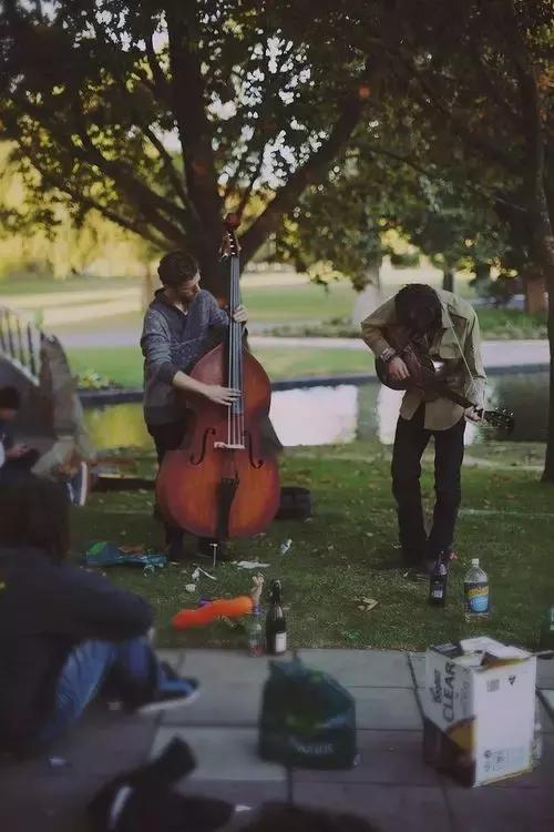 你看不上的90后都活得有滋有味