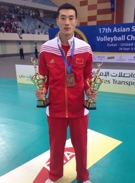 排球运动员身高有多高,身高1米98的排球运动员