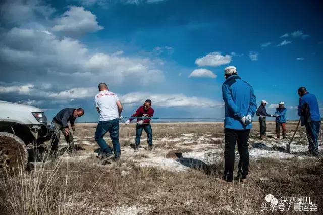 这些景这些情只有那些环塔男人能看得到能感受到