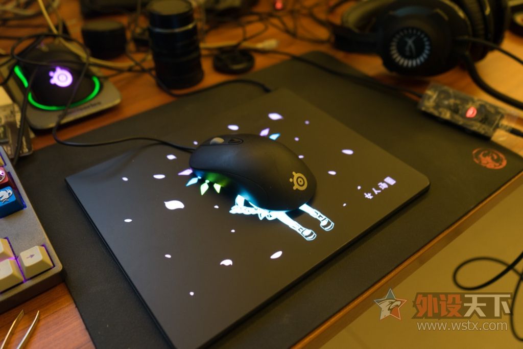 大神亲手绘制图案随心所欲——小熊MOD定制鼠标垫评测