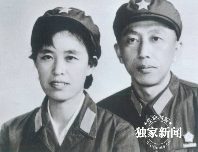 阎老走了，也许你熟悉舞台上的他，却未必了解生活中另一个他