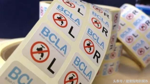 英国妹子用失明的教训告诉你，千万别让隐形眼镜沾上水