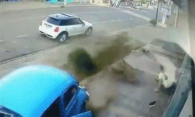 哥们，世界纪录倒没破，结果把自己给玩完了