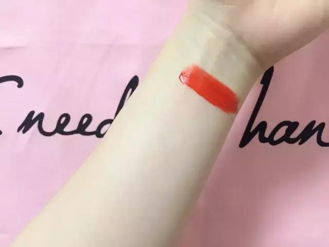 到底该怎么涂口红,到底要怎样涂口红