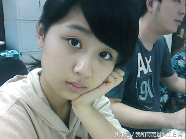 看指甲就知道女生是否单身,看女生指甲就知道是不是单身