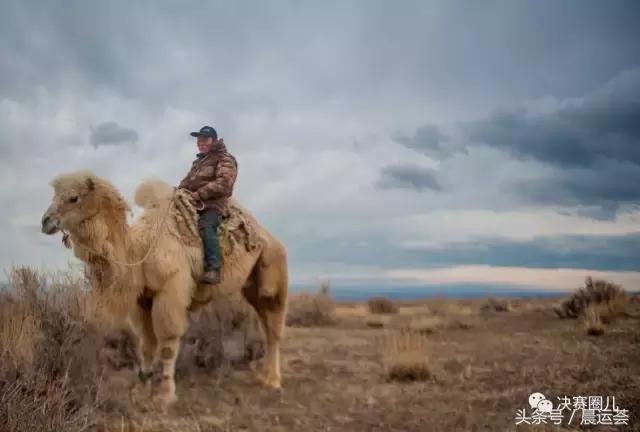 这些景这些情只有那些环塔男人能看得到能感受到