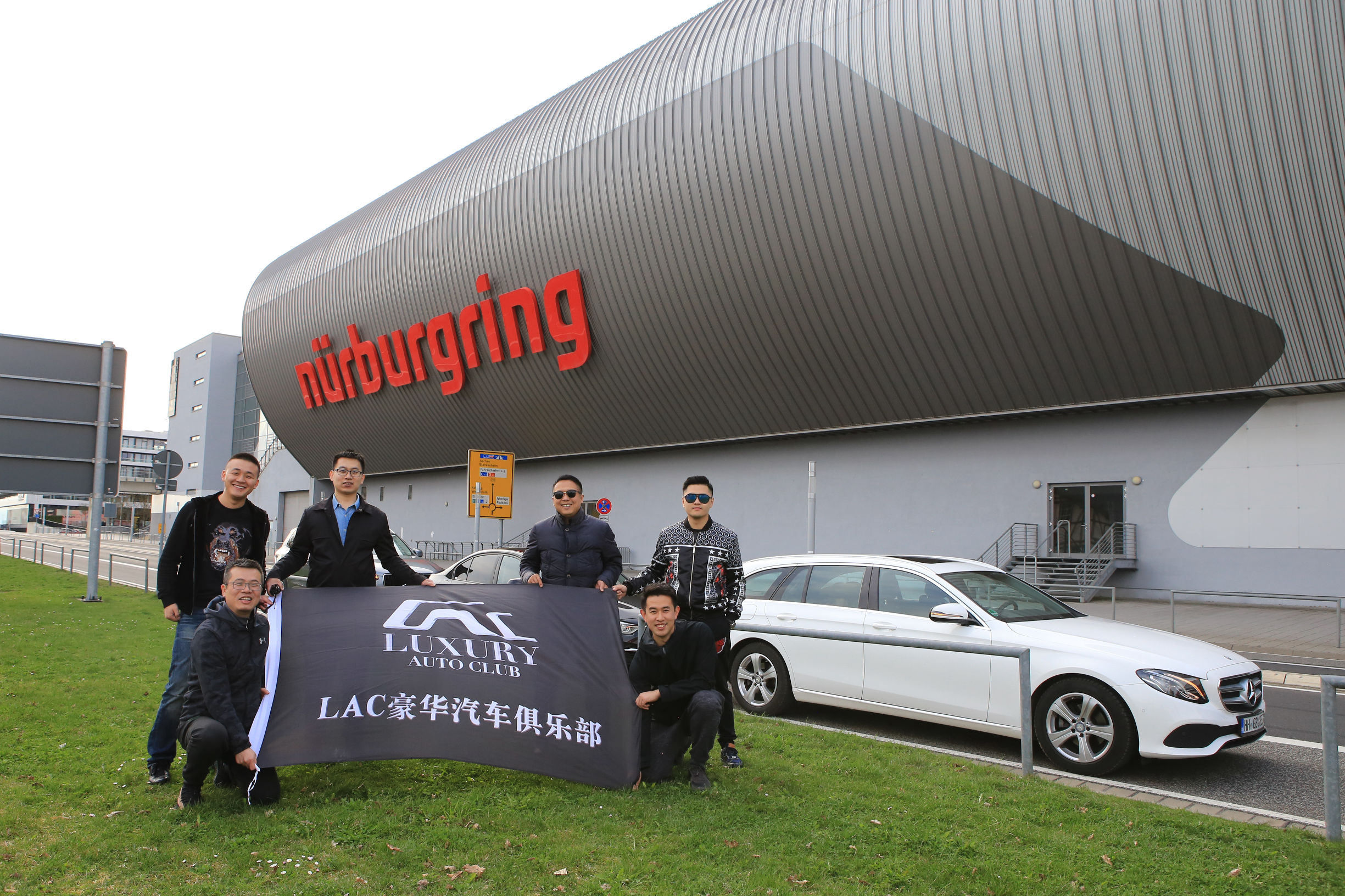 德国租车自驾攻略 (德国租车自驾)