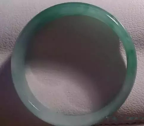 买了23万假货翡翠手镯,假翡翠手镯鉴别