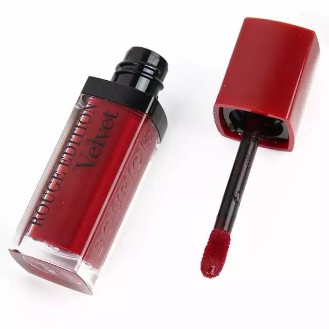 到底该怎么涂口红,到底要怎样涂口红