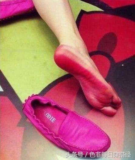 鞋子里面掉色急躁无比？几个小秘诀教你轻松防鞋子掉色