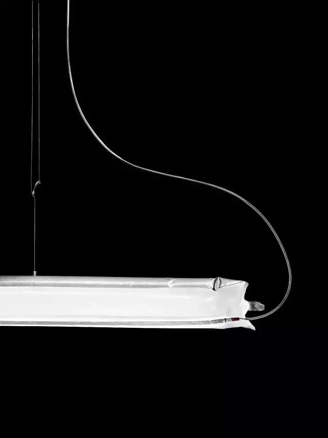 等灯等灯｜这届米兰设计周上的十盏好灯，还行还行