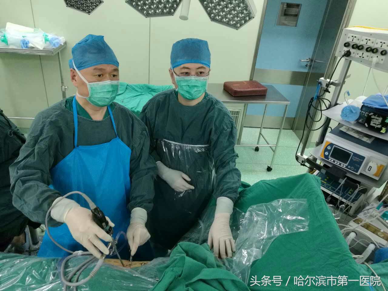 走路胯疼最快缓解方法,走路胯骨响怎么纠正