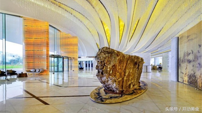 与其海岛晒成狗，不如坐拥江南最美私家湖景