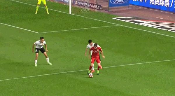 奥斯卡面前踩单车核心之间的碰撞演砸了