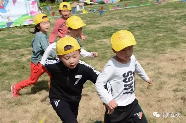 最好的爱是陪伴孩子视频,最好的爱是陪伴萌娃