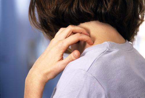 这些药治病痛同时也会让你皮痒，痒比痛好，划算