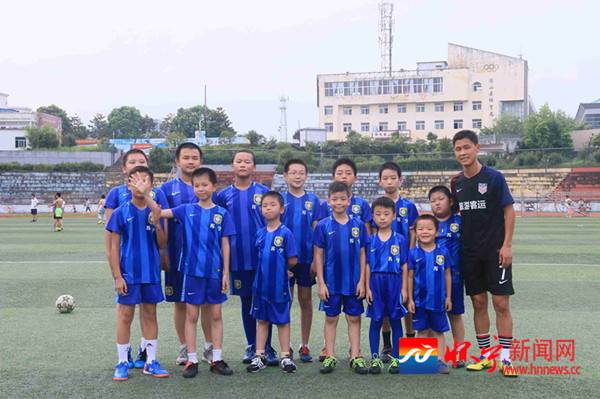 农村足球梦,无棣农村小孩足球梦