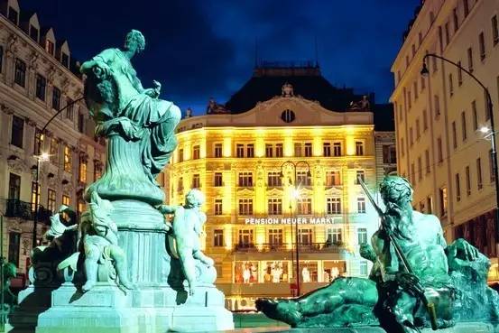 欧洲王室茜茜公主,茜茜公主英国女王