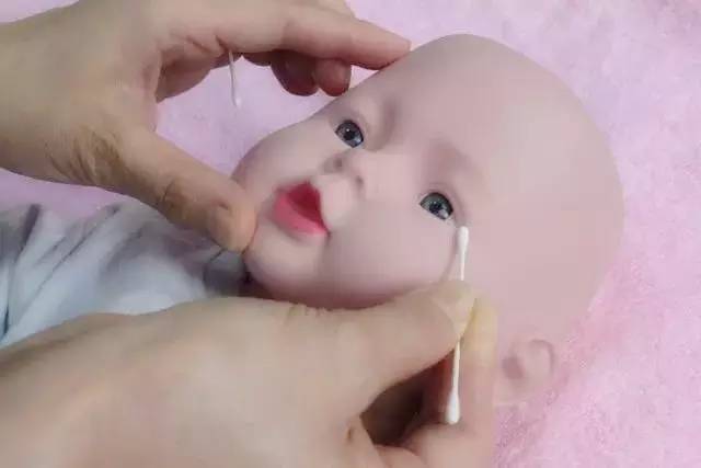 新生儿眼部清洁的正确使用方法,新生儿鼻子清洁方法