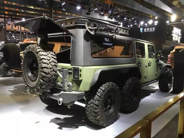 上海国际车展众多豪车,上海车展都发现哪些豪车