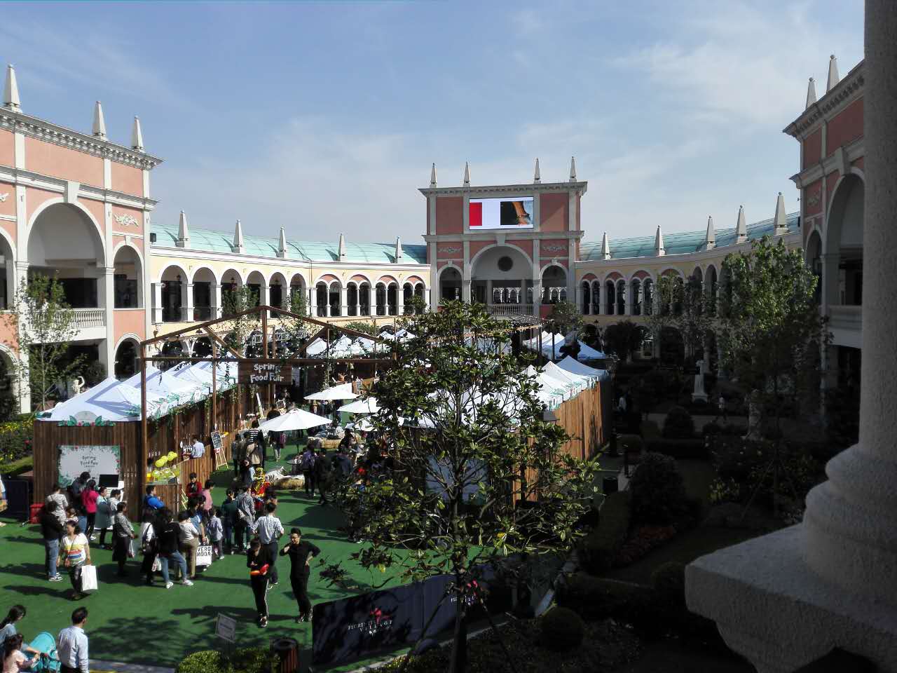 你还在找人名品代购？out了，隐藏在浦东乡村中的购物天堂