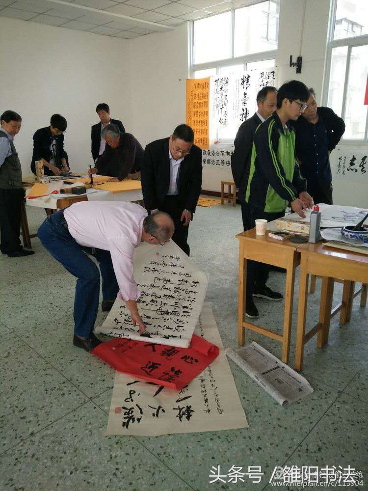 书法名家进校园传统文化润心田,传统文化书画进校园