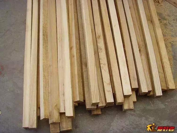 坐着轮椅入了坑——《轮椅上的木匠》