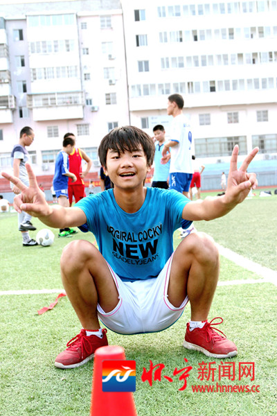农村足球梦,无棣农村小孩足球梦