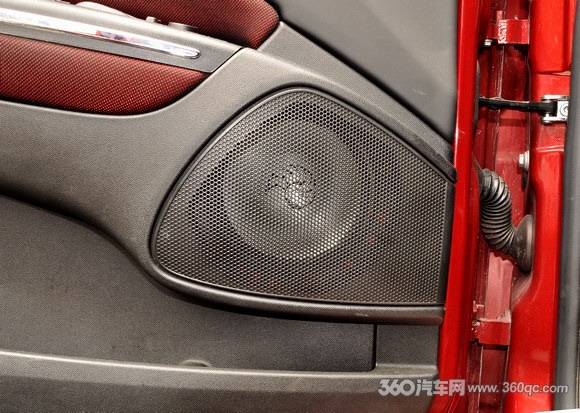 开启隐身模式无痕改装样板工程菲亚特博悦升级海螺音响