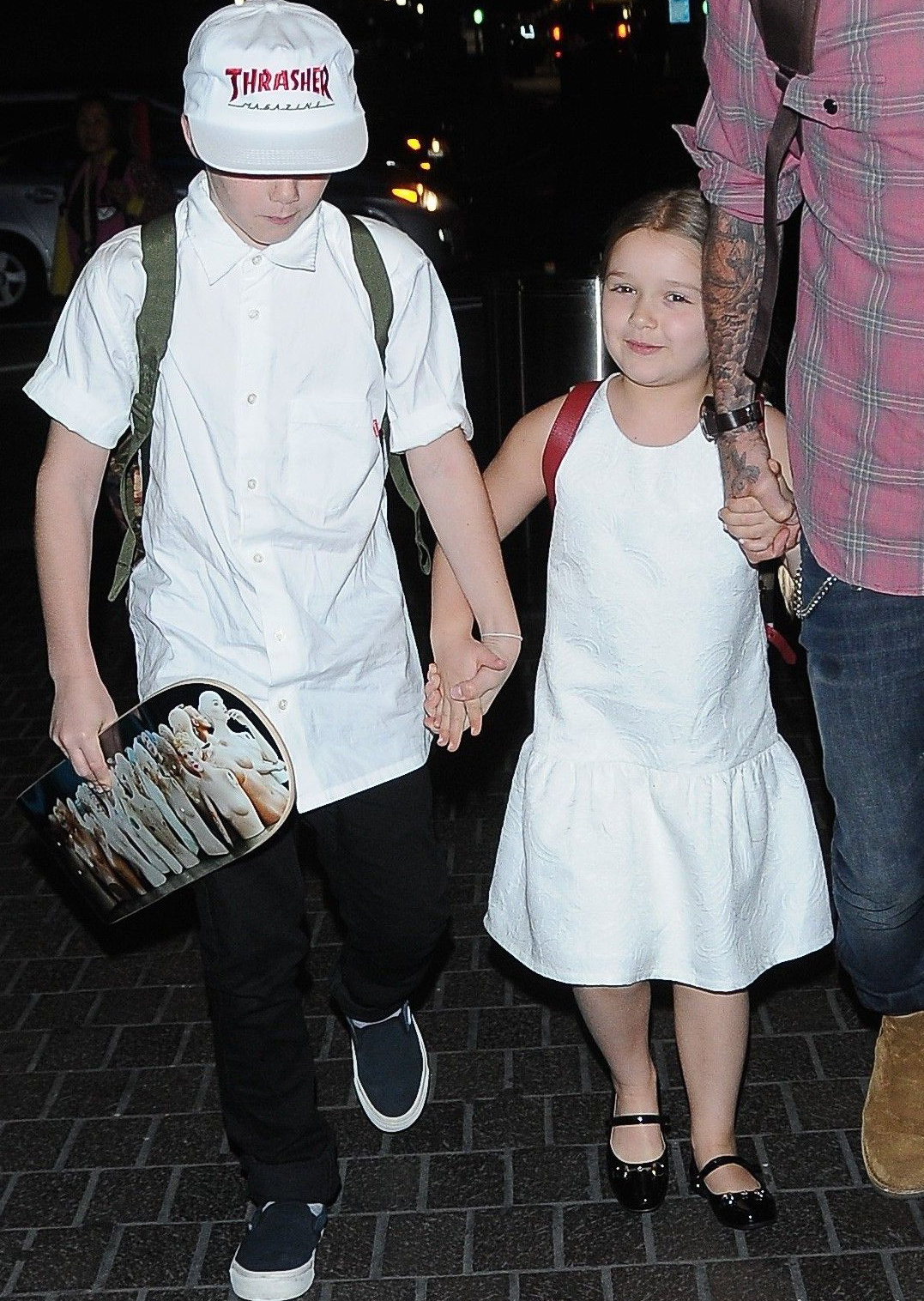 小七贝克汉姆一家同框,贝克汉姆小七出行