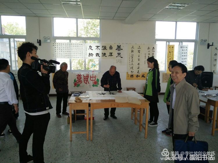书法名家进校园传统文化润心田,传统文化书画进校园