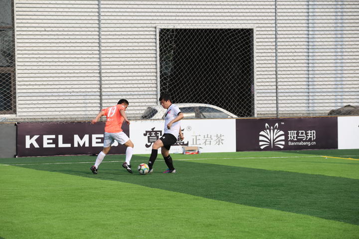 SHIFA2017第二轮战况升级，美团点评狂轰11球完虐对手