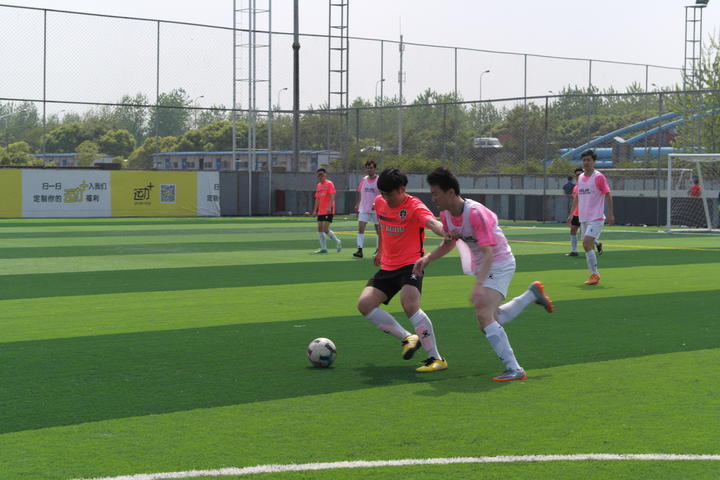 SHIFA2017第二轮战况升级，美团点评狂轰11球完虐对手