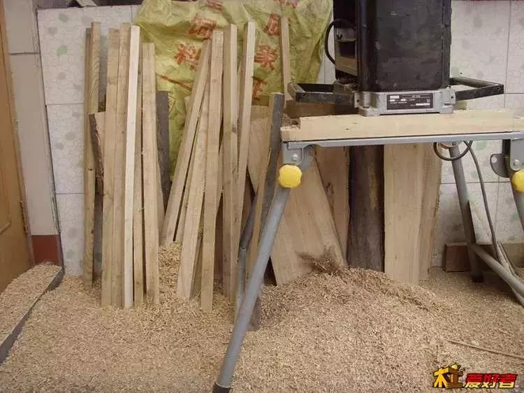 坐着轮椅入了坑——《轮椅上的木匠》