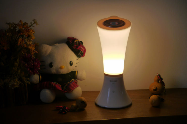 智能语音台灯小度,带闹钟功能的智能语音台灯