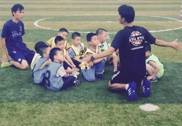 致敬我挚爱的足球,致敬我们喜欢的足球