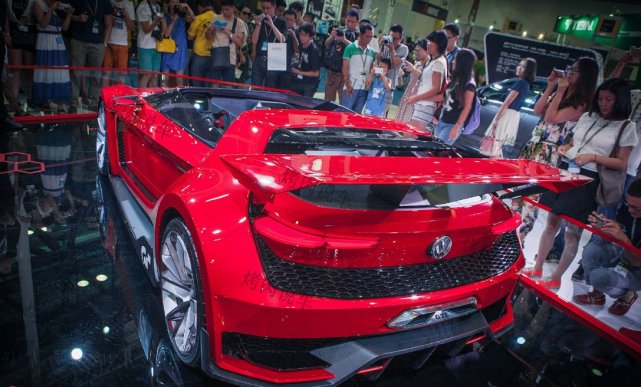 买不到超跑系列道奇蝰蛇,买不到的超级跑车