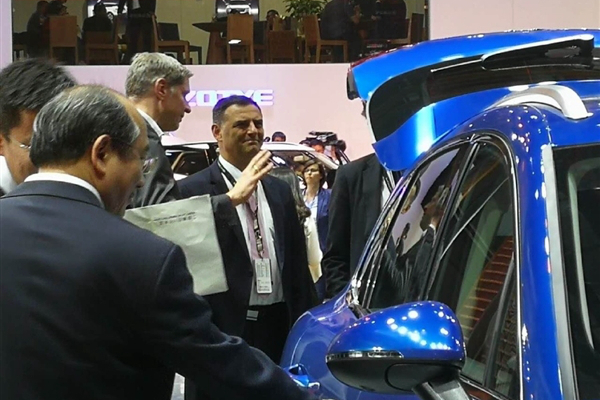 保时捷总裁走错展台,保时捷总裁误认众泰