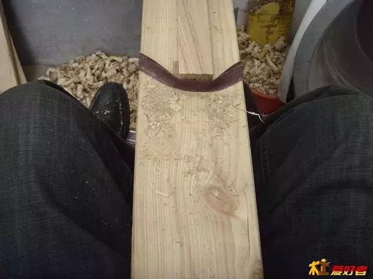 坐着轮椅入了坑——《轮椅上的木匠》