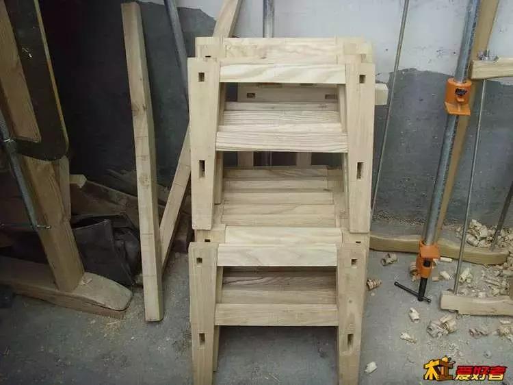 坐着轮椅入了坑——《轮椅上的木匠》