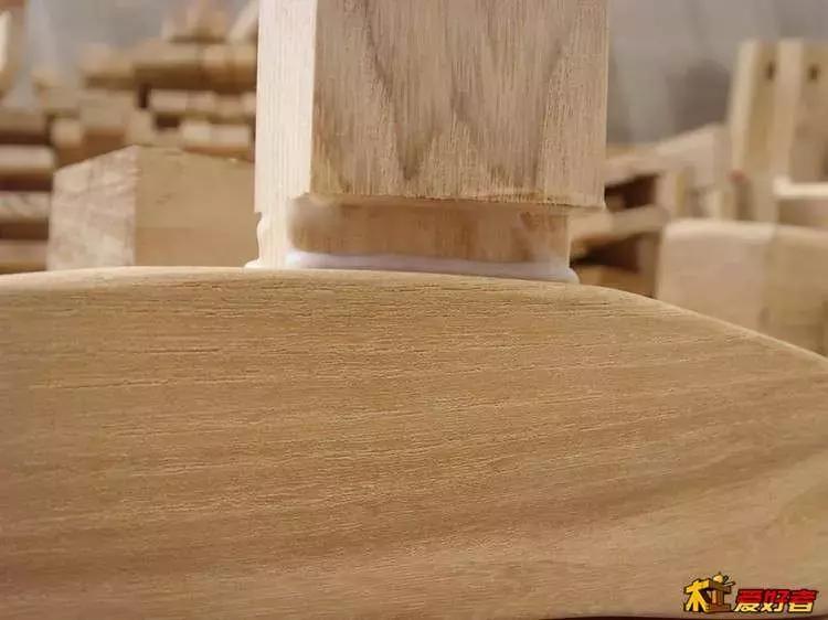 坐着轮椅入了坑——《轮椅上的木匠》